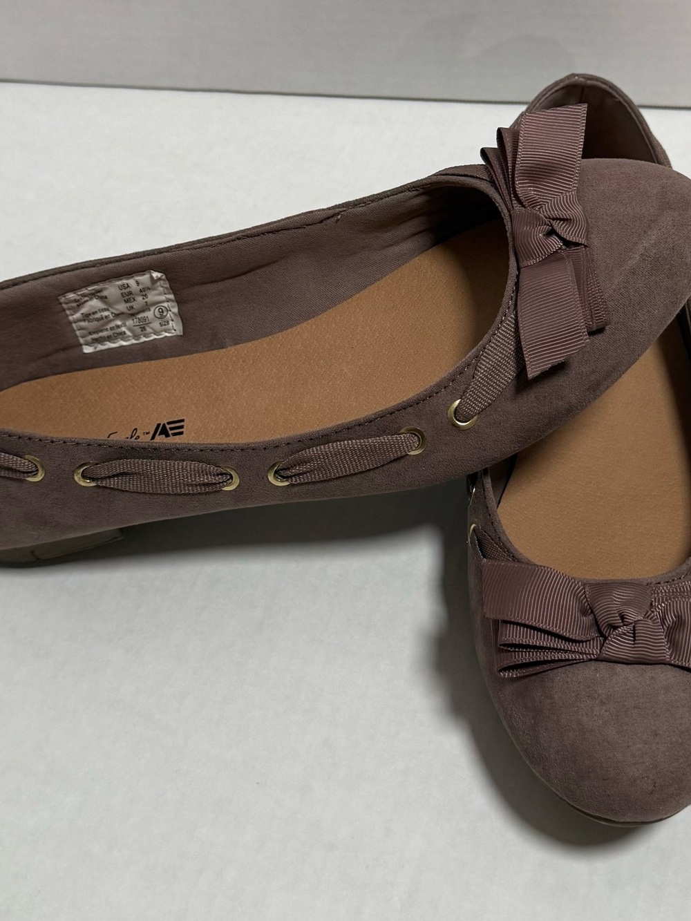 American Eagle Women’s Ballet Flats Size 9 Mauve Taupe Bow Moccasin Shoes eBay